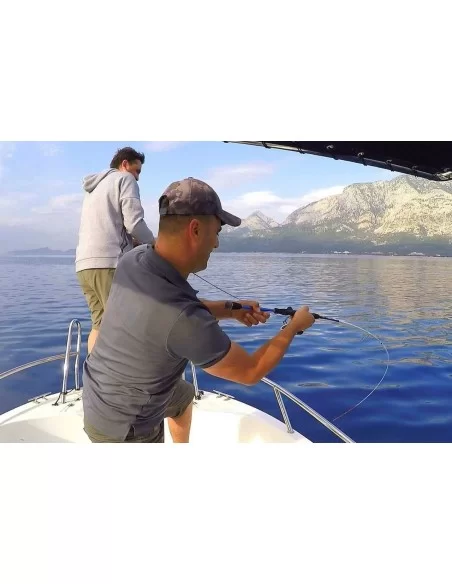 Savage grear Salt 1DFR Ultra Light 218cm 8-18g Spin Kamış